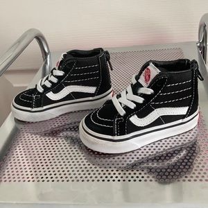 Black & White children’s Vans